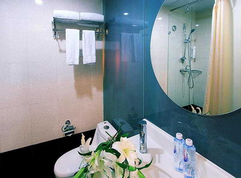 Jinjiang Inn Shenzhen Huaqiang North Exterior photo